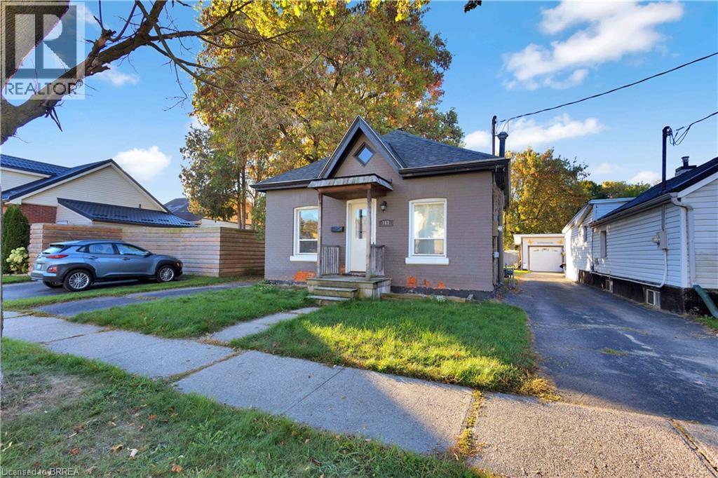 167 Bruce Street, Brantford, Ontario  N3S 4Z3 - Photo 3 - 40762183