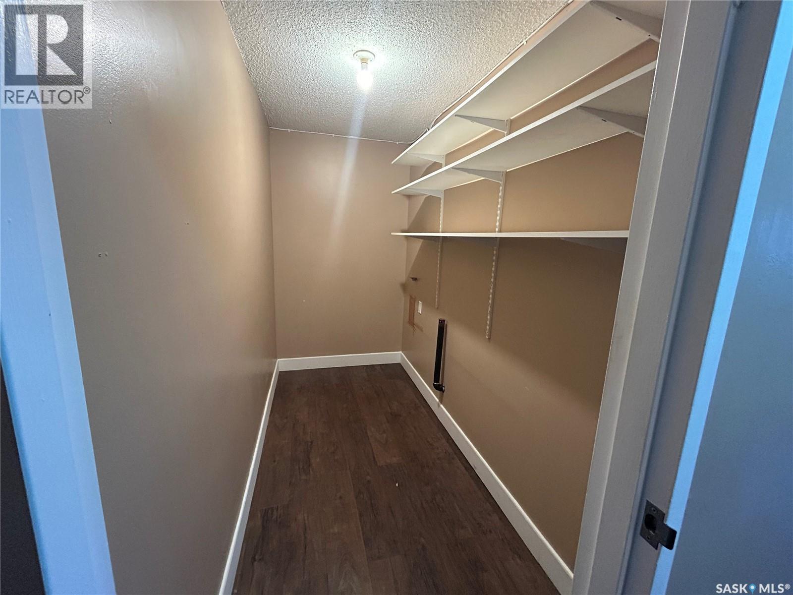 205 929 Northumberland Avenue, Saskatoon, Saskatchewan  S7L 3W8 - Photo 6 - SK021132