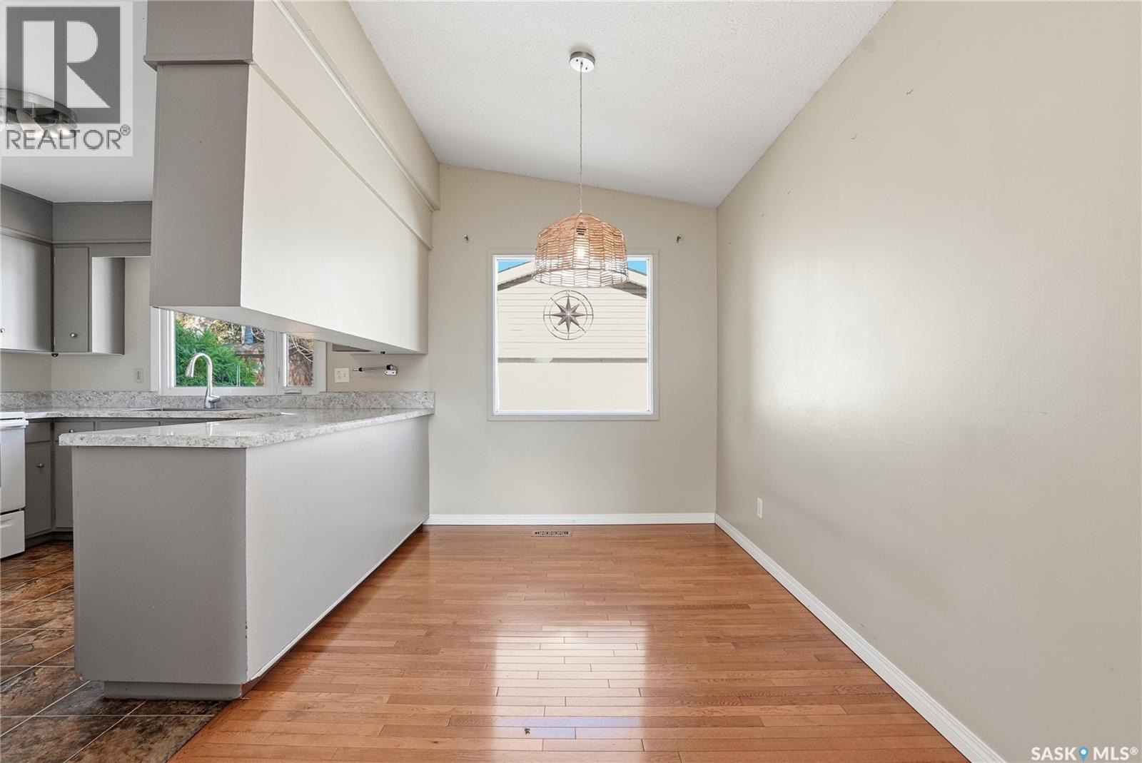 42 Red River Road, Saskatoon, Saskatchewan  S7K 1G3 - Photo 10 - SK021125