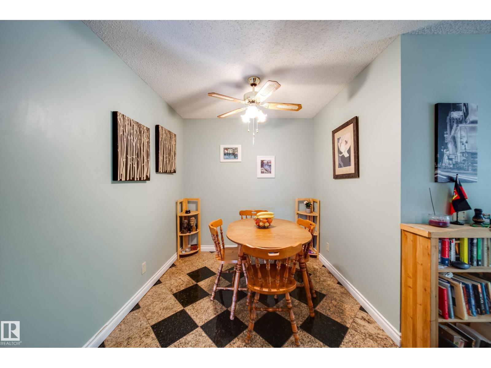 Property at 102 WOODVALE RD W NW image 5