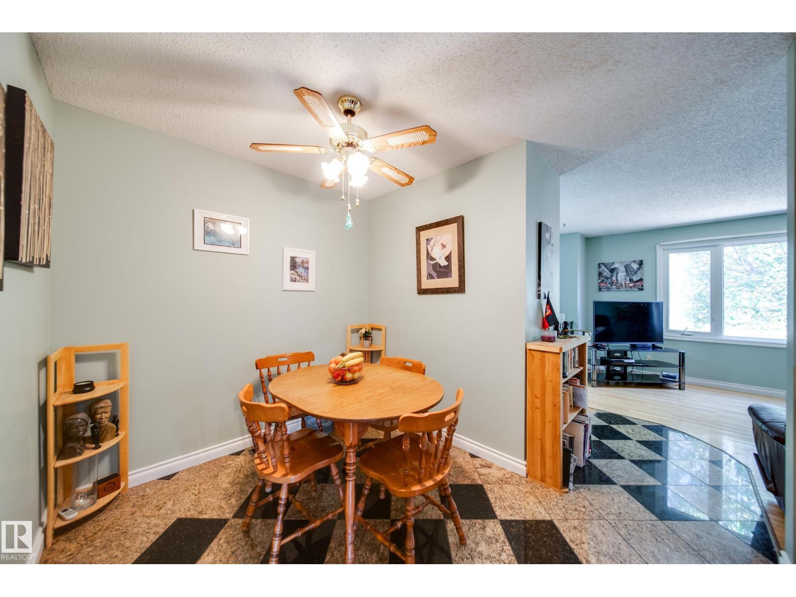 102 Woodvale Rd W Nw, Edmonton, Alberta  T6L 1P7 - Photo 14 - E4460015
