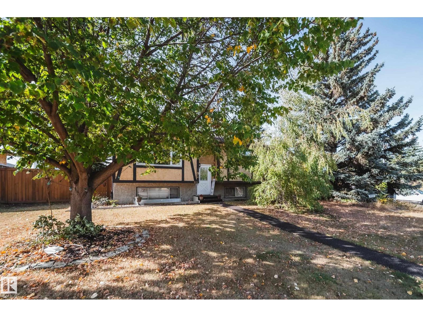 102 Woodvale Rd W Nw, Edmonton, Alberta  T6L 1P7 - Photo 28 - E4460015