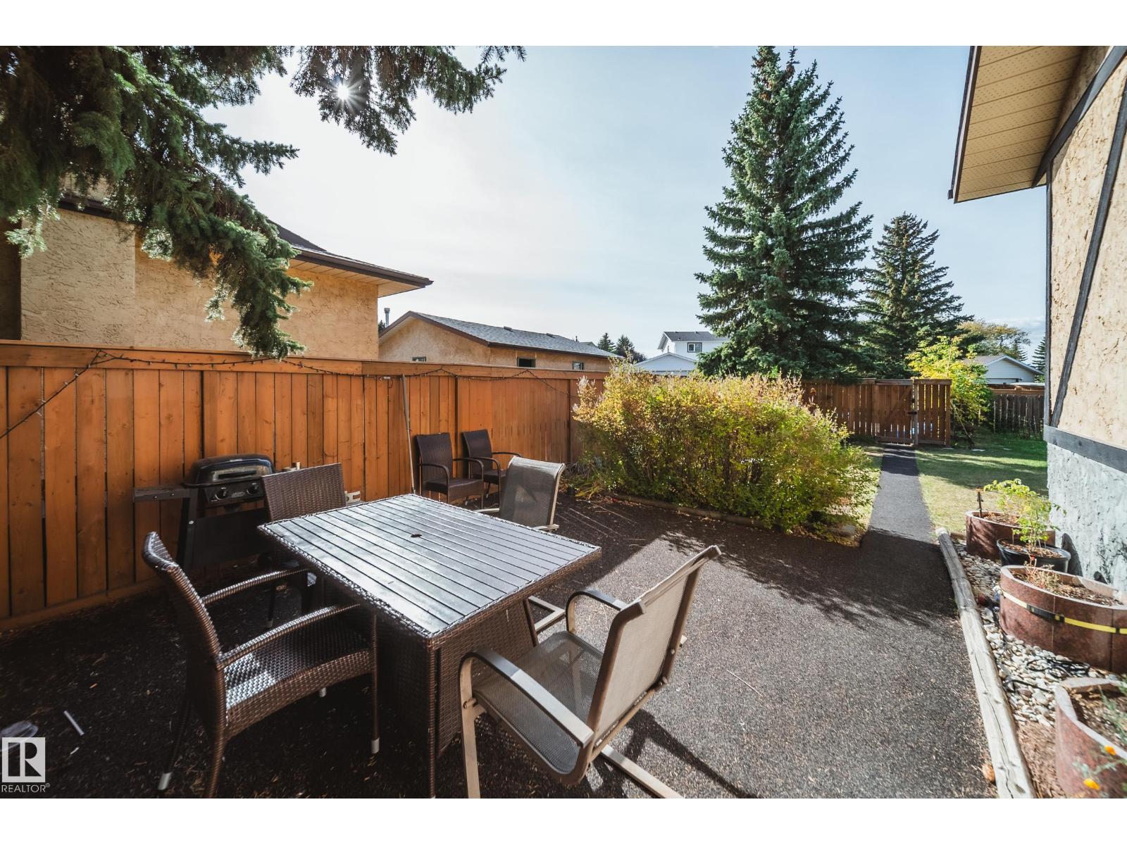 102 Woodvale Rd W Nw, Edmonton, Alberta  T6L 1P7 - Photo 23 - E4460015