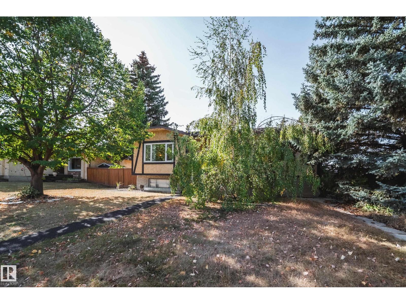 102 Woodvale Rd W Nw, Edmonton, Alberta  T6L 1P7 - Photo 27 - E4460015