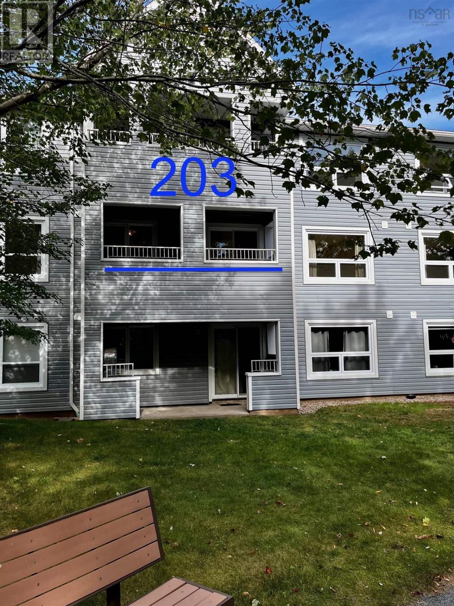 203 51 Wimbledon Road, Bedford, Nova Scotia  B4A 3M7 - Photo 3 - 202526117