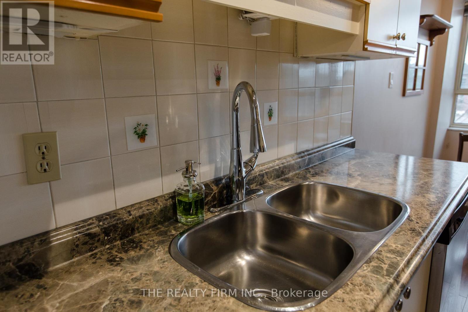 406 - 100 County Court Boulevard, Brampton, Ontario  L6W 3X1 - Photo 19 - W12469063