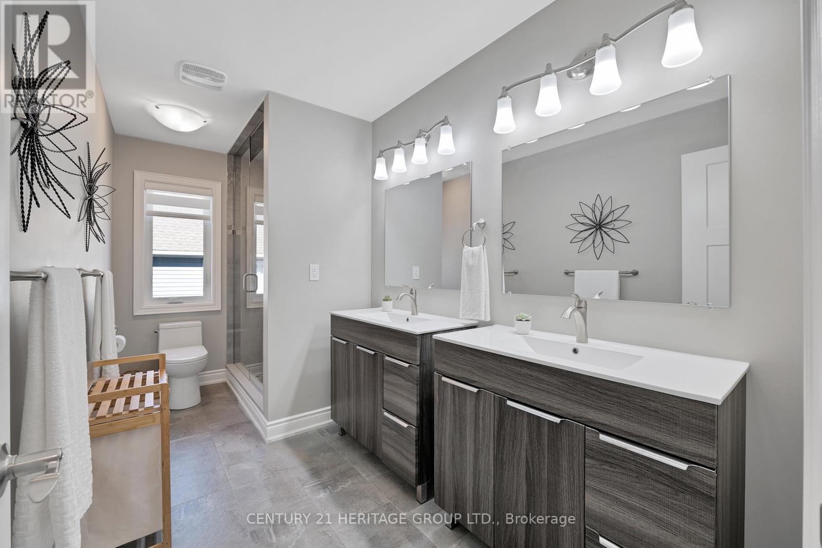 807a Montsell Avenue, Georgina, Ontario  L0E 1S0 - Photo 27 - N12127308