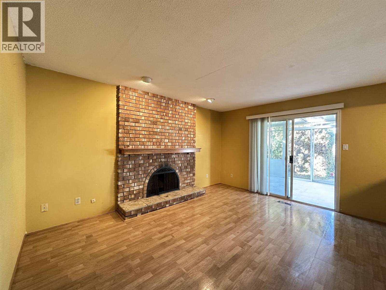 8691 Doulton Place, Richmond, British Columbia  V7C 5A3 - Photo 3 - R3059329
