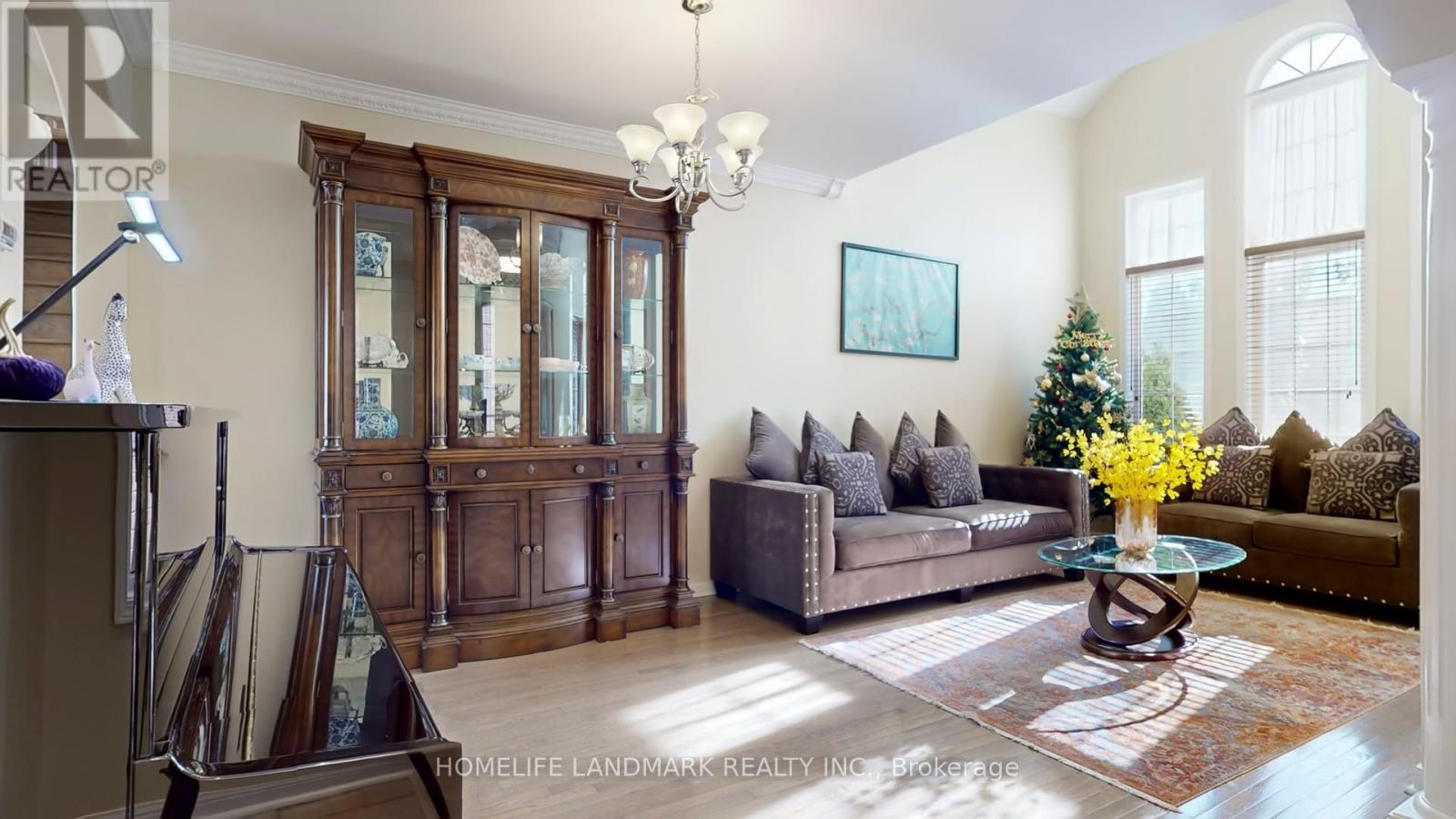 152 America Avenue, Vaughan, Ontario  L6A 3E8 - Photo 3 - N12465241