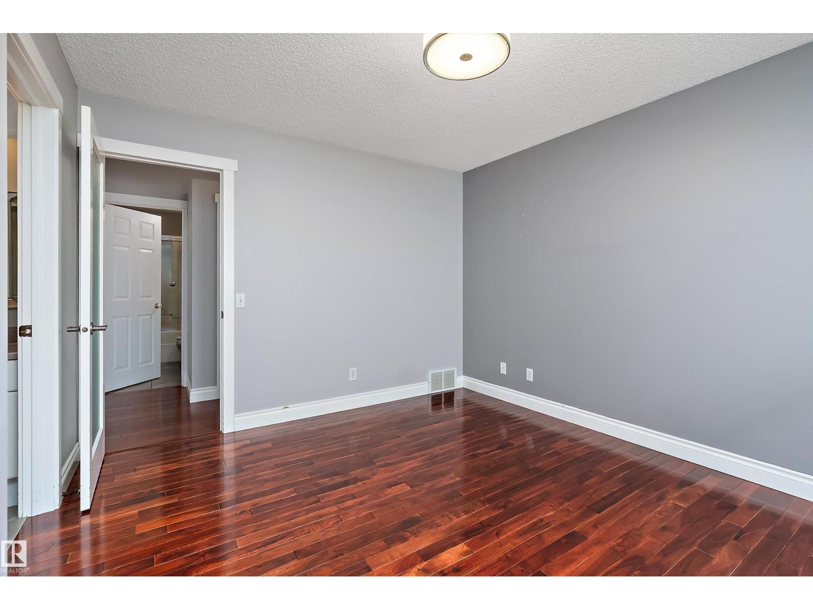 Unknown Address, ,     - Photo 24 - E4462546