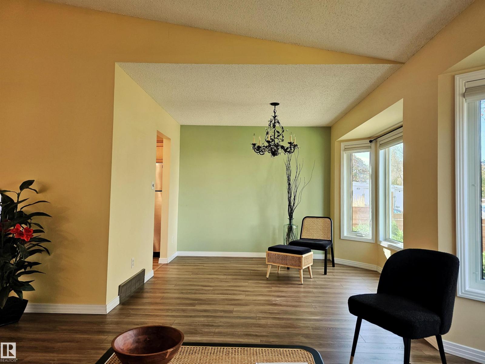 8223 189a St Nw, Edmonton, Alberta  T5T 4Z7 - Photo 11 - E4462547