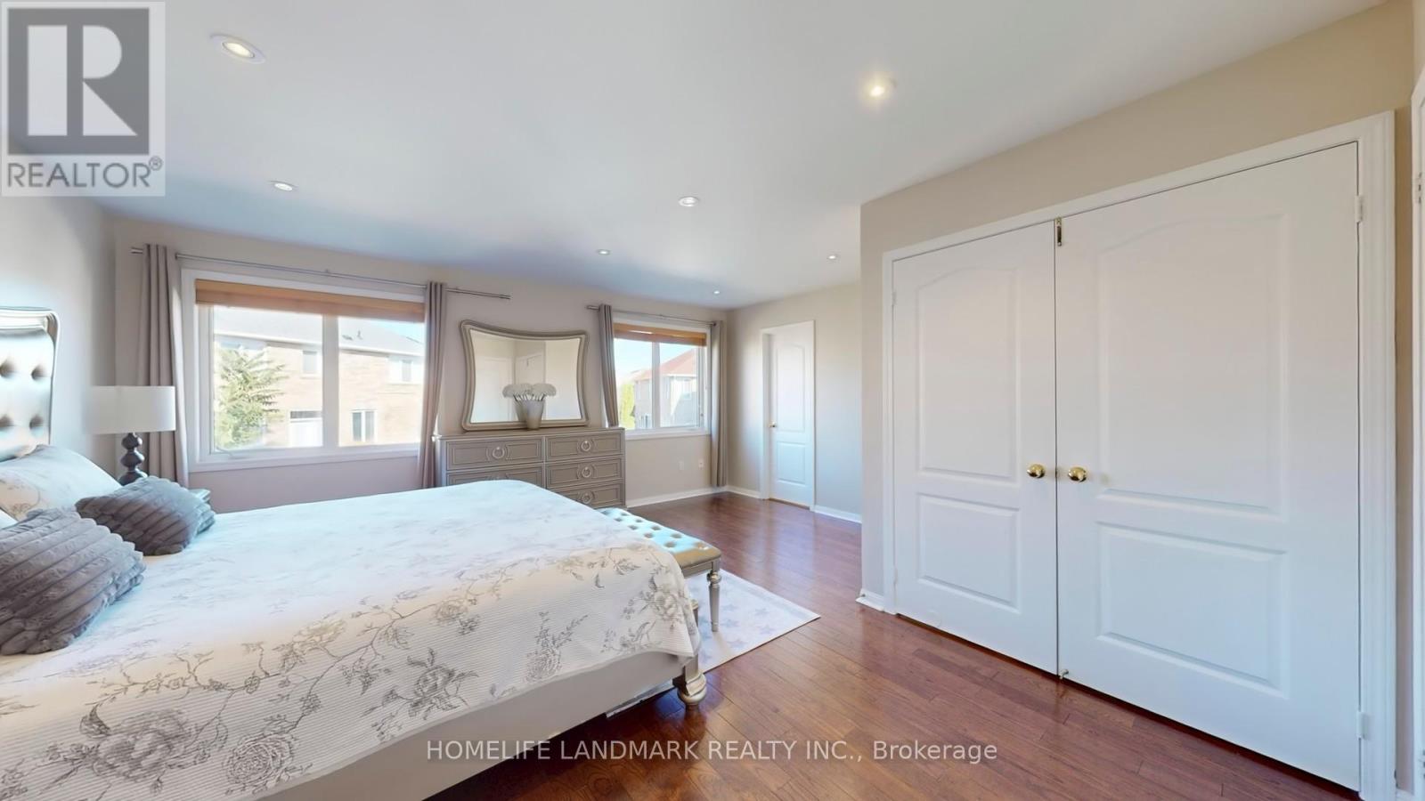 152 America Avenue, Vaughan, Ontario  L6A 3E8 - Photo 16 - N12465241