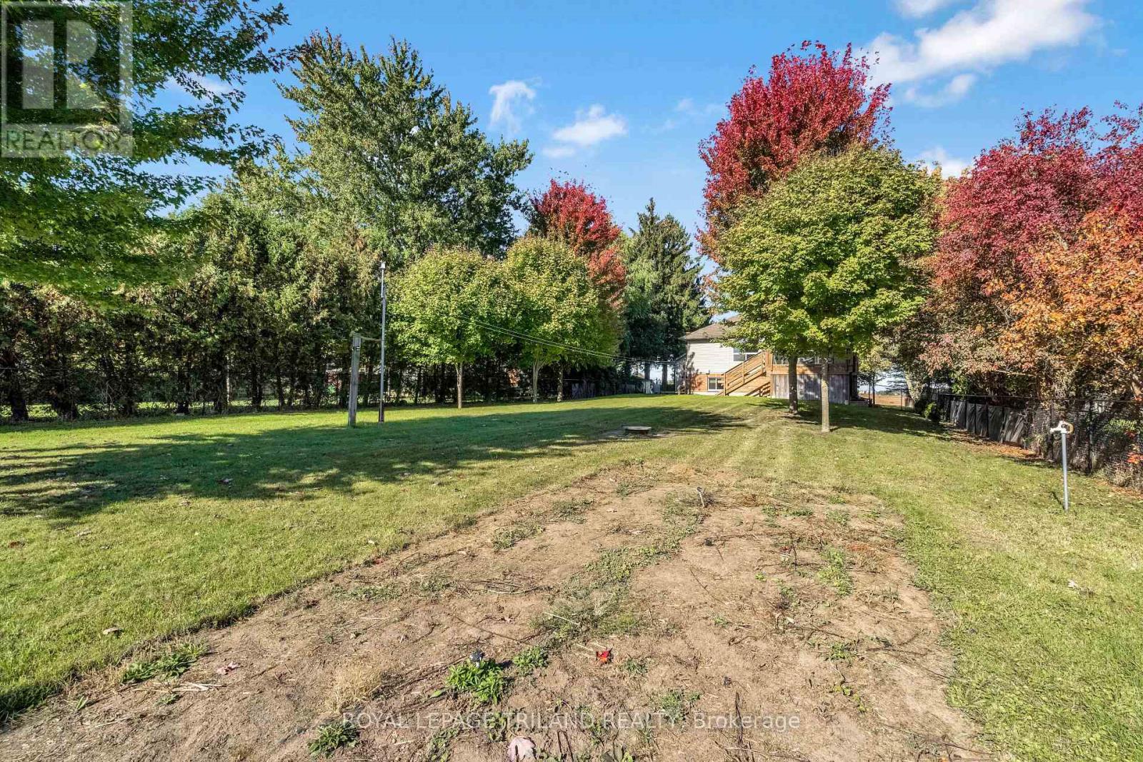 3805 Trillium Drive, Southwest Middlesex, Ontario  N0L 1M0 - Photo 42 - X12468975