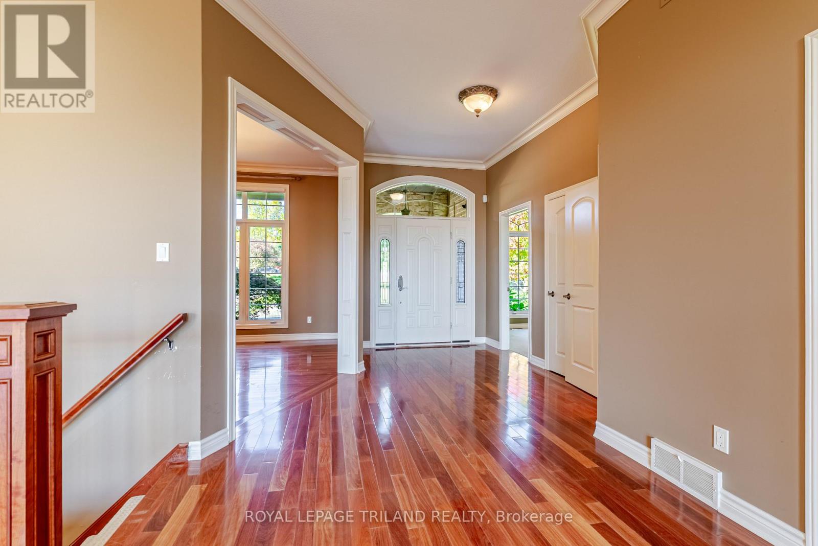 2893 Catherine Street, Thames Centre, Ontario  N0L 1G4 - Photo 12 - X12468995