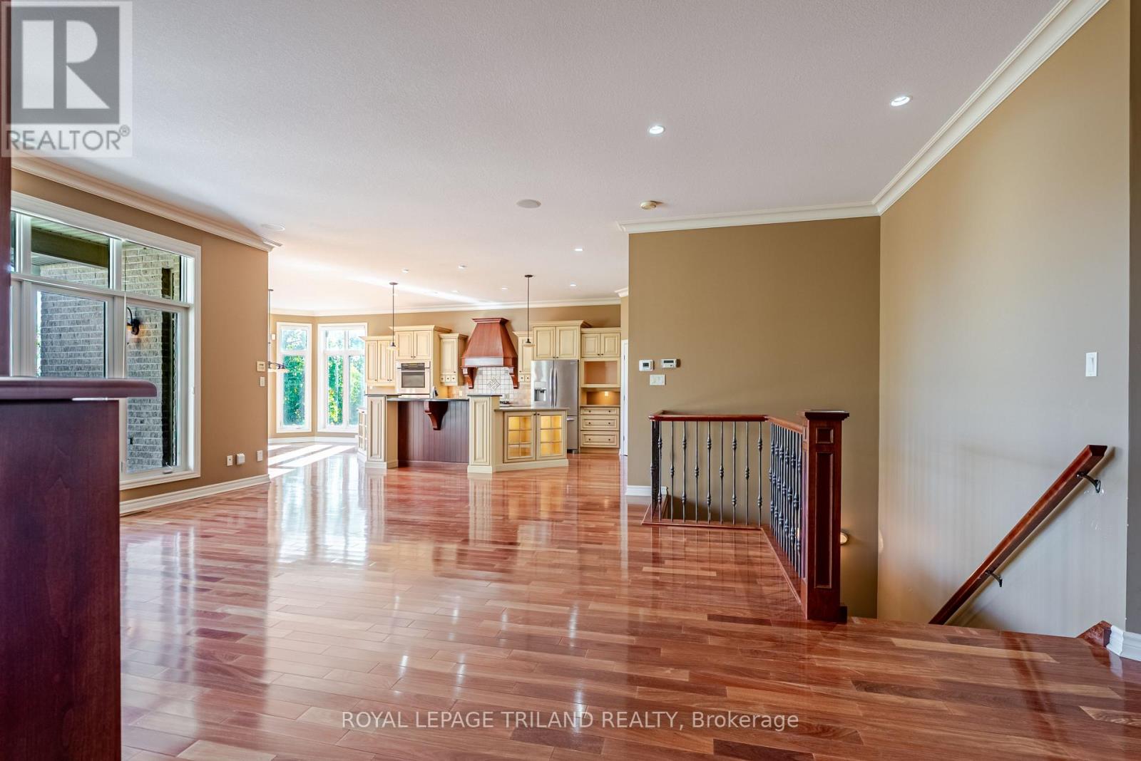 2893 Catherine Street, Thames Centre, Ontario  N0L 1G4 - Photo 13 - X12468995