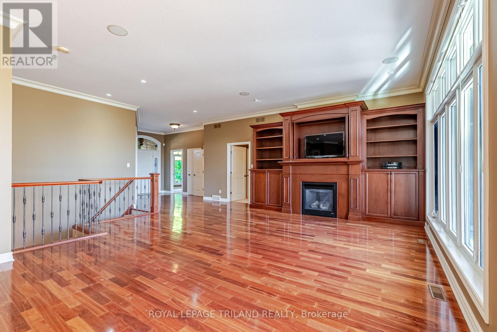 2893 Catherine Street, Thames Centre, Ontario  N0L 1G4 - Photo 20 - X12468995
