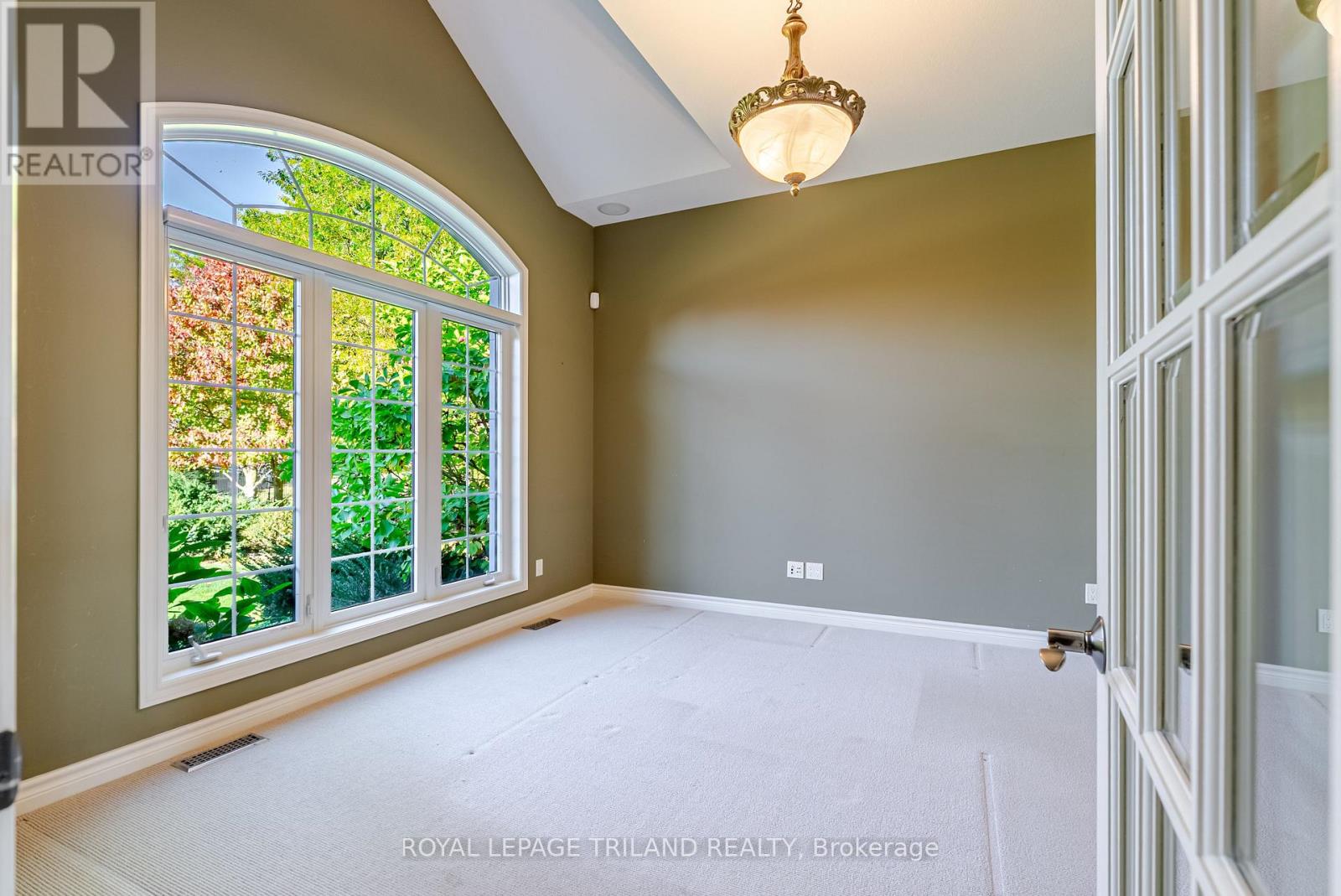 2893 Catherine Street, Thames Centre, Ontario  N0L 1G4 - Photo 28 - X12468995