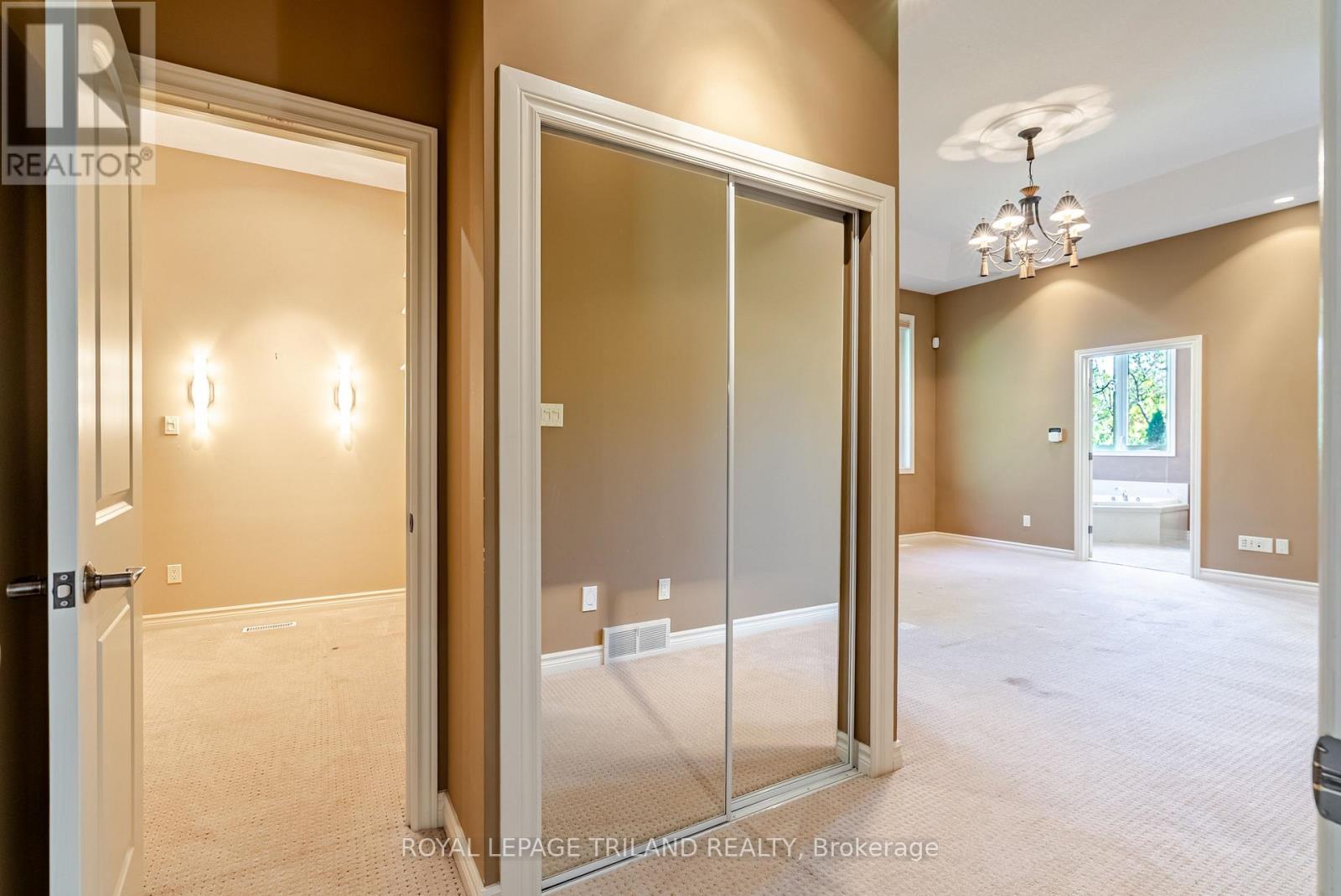 2893 Catherine Street, Thames Centre, Ontario  N0L 1G4 - Photo 30 - X12468995