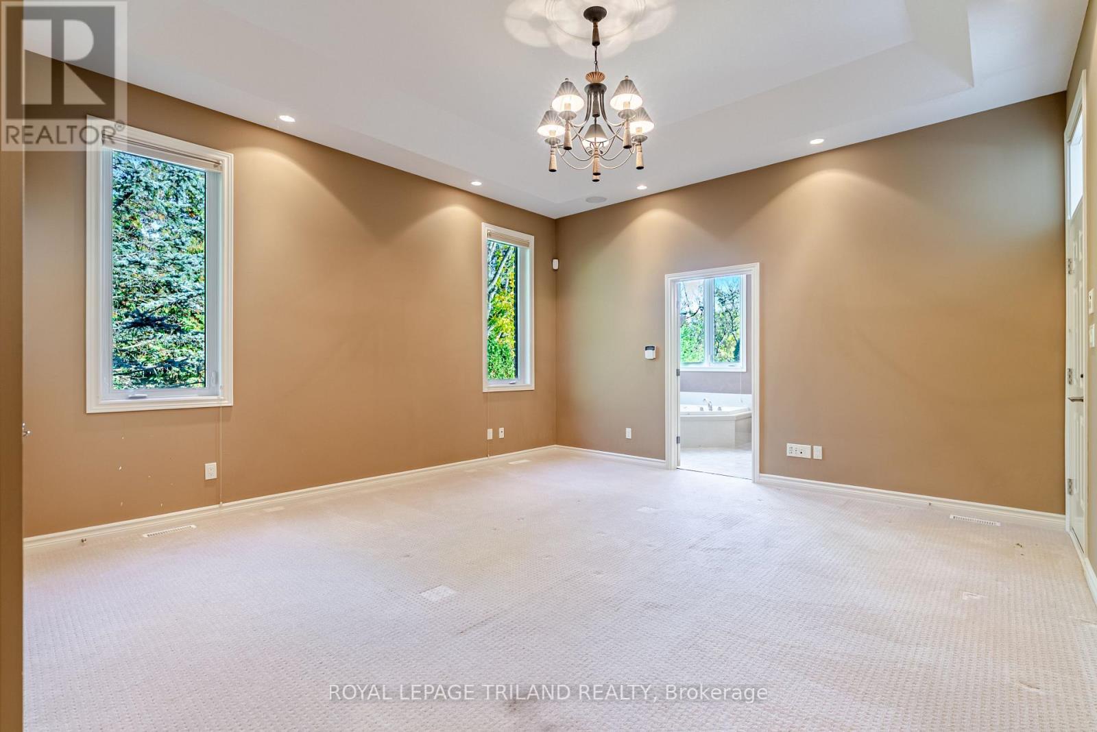 2893 Catherine Street, Thames Centre, Ontario  N0L 1G4 - Photo 31 - X12468995