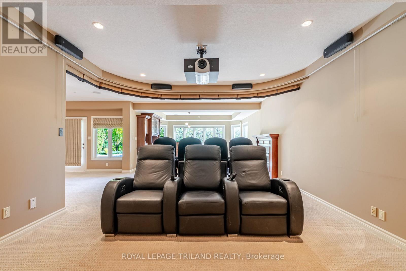 2893 Catherine Street, Thames Centre, Ontario  N0L 1G4 - Photo 40 - X12468995
