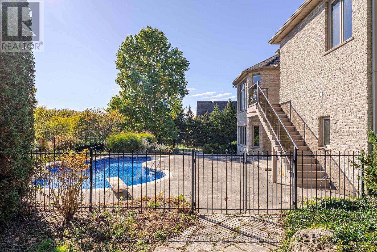 2893 Catherine Street, Thames Centre, Ontario  N0L 1G4 - Photo 44 - X12468995