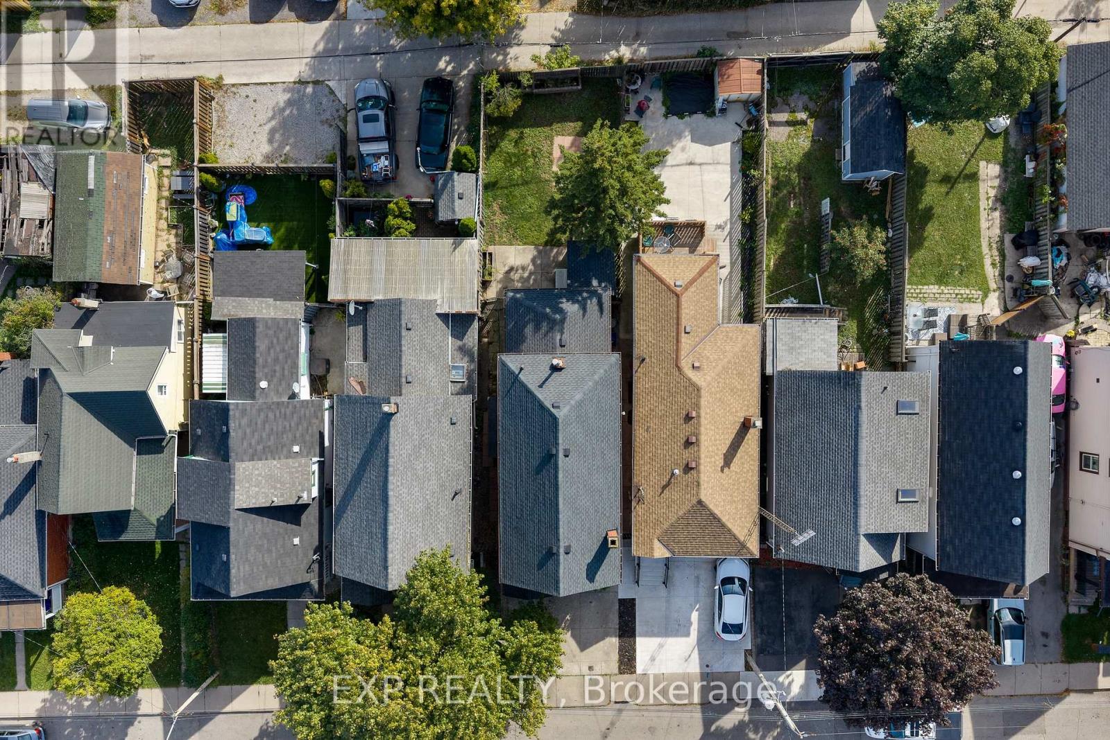 200 Kensington Avenue N, Hamilton, Ontario  L8L 7N7 - Photo 5 - X12371329