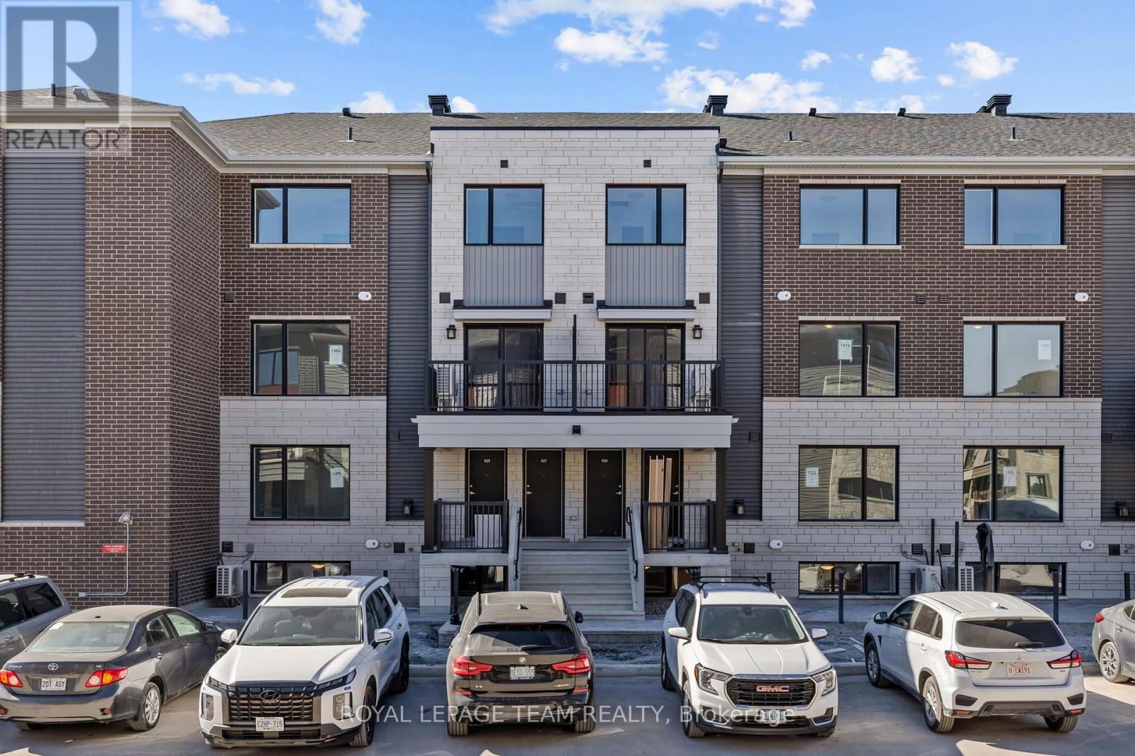 931 CREEKWAY PRIVATE, Ottawa, Ontario