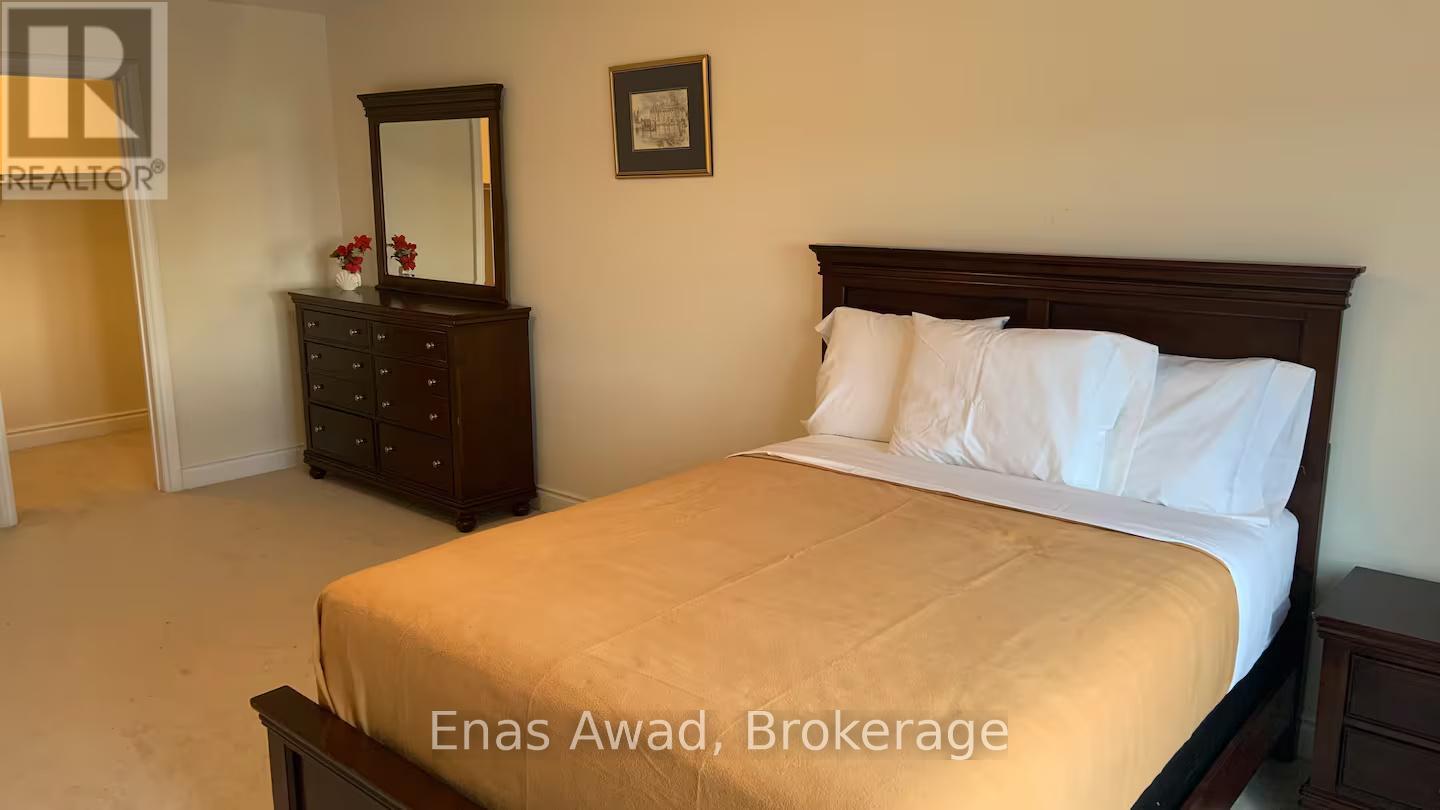 1345 Bardeau Street, Innisfil (Lefroy), Ontario  L0L 1W0 - Photo 14 - N12468912