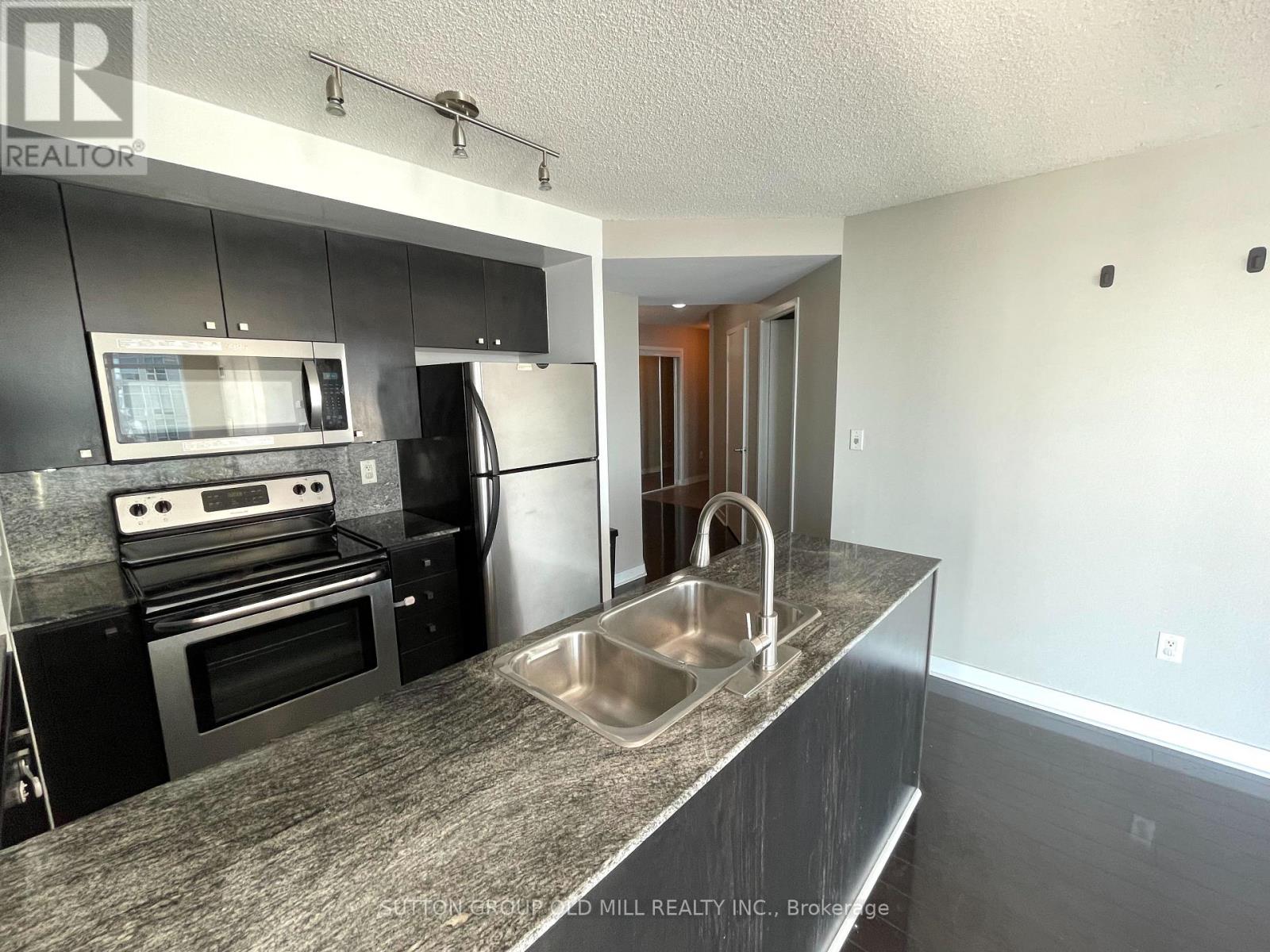 3610 - 11 Brunel Court, Toronto, Ontario  M5V 3Y3 - Photo 19 - C12468823
