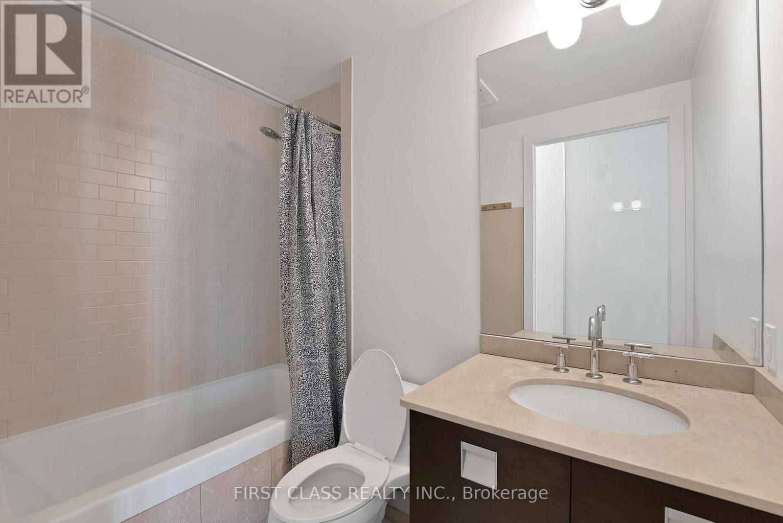 1502 - 33 Charles Street E, Toronto, Ontario  M4Y 1R9 - Photo 11 - C12468834