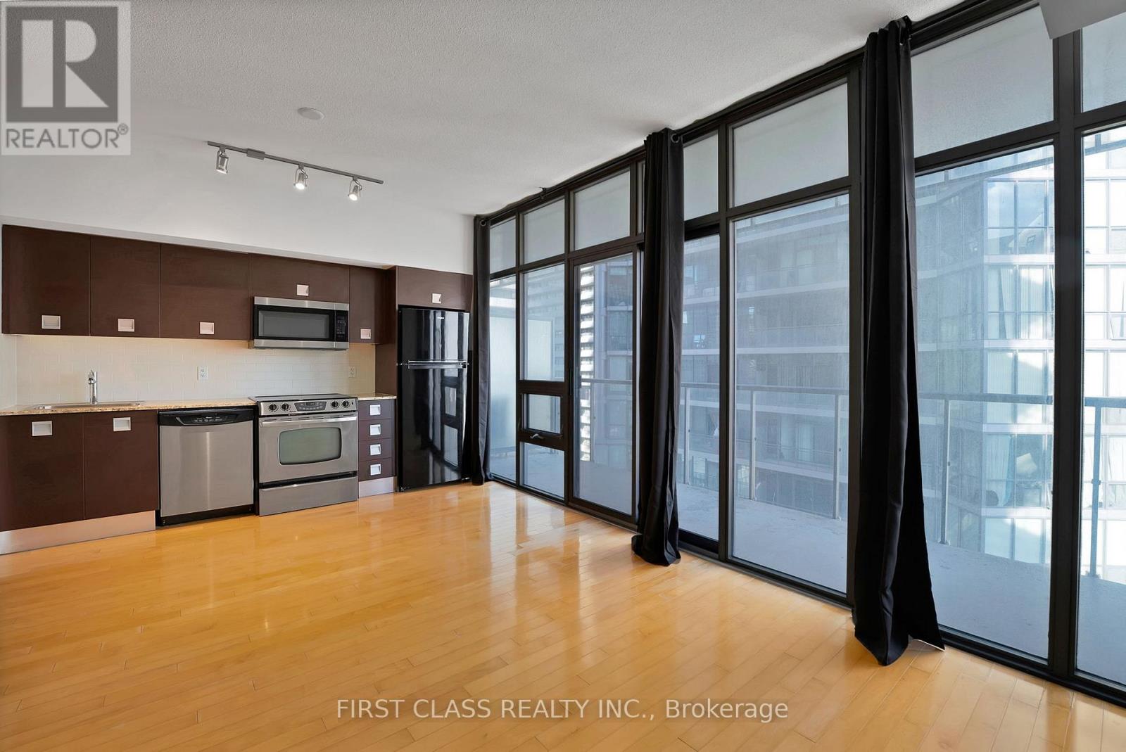 1502 - 33 Charles Street E, Toronto, Ontario  M4Y 1R9 - Photo 5 - C12468834