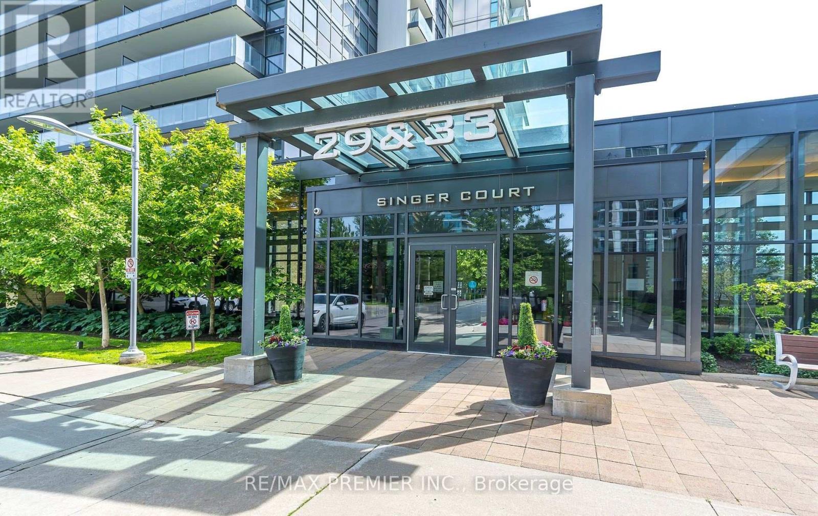 2202 - 33 Singer Court, Toronto, Ontario  M2K 0B4 - Photo 3 - C12468875