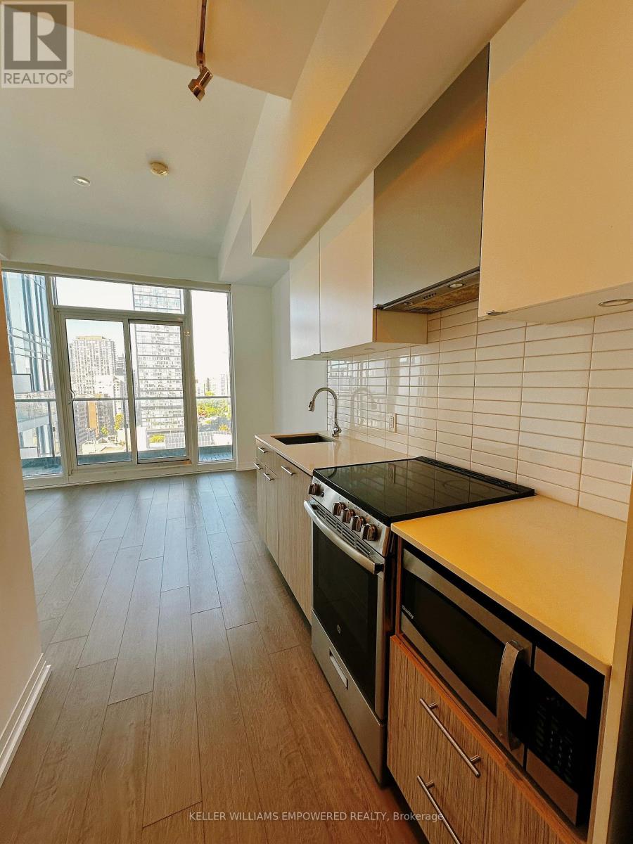 1902 - 251 Jarvis Street, Toronto, Ontario  M5B 0C3 - Photo 3 - C12468888