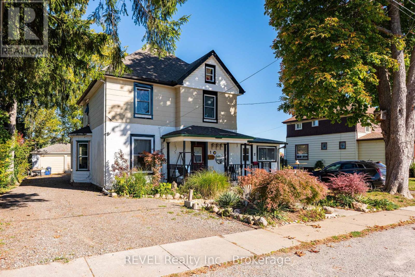 51 Mccain Street, Port Colborne, Ontario  L3K 3P7 - Photo 2 - X12468934