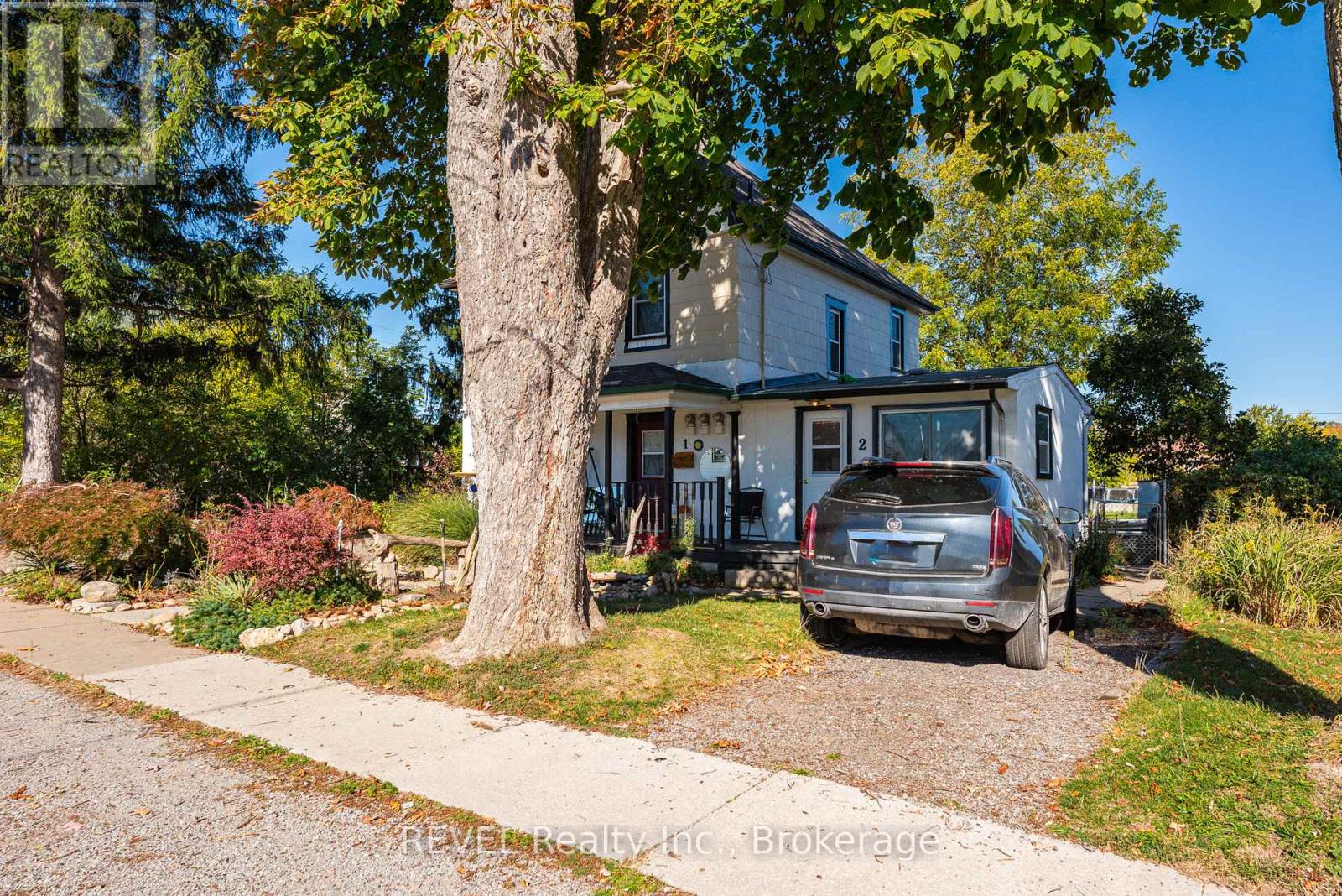 51 Mccain Street, Port Colborne, Ontario  L3K 3P7 - Photo 3 - X12468934