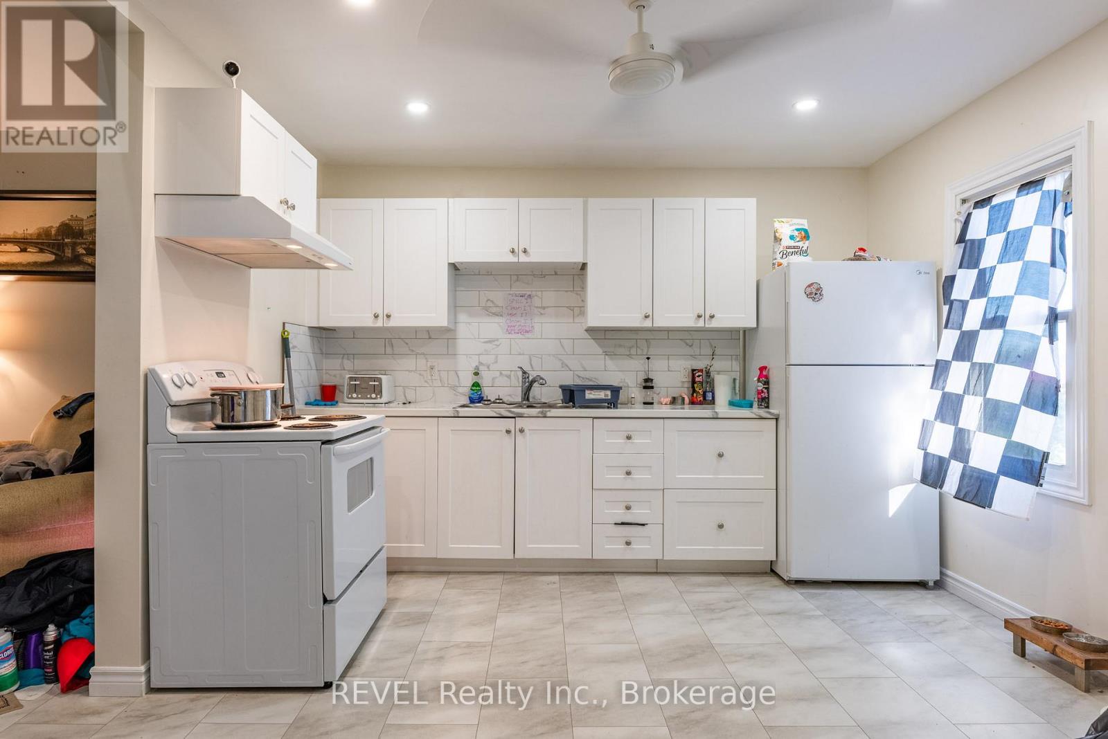 51 Mccain Street, Port Colborne, Ontario  L3K 3P7 - Photo 7 - X12468934