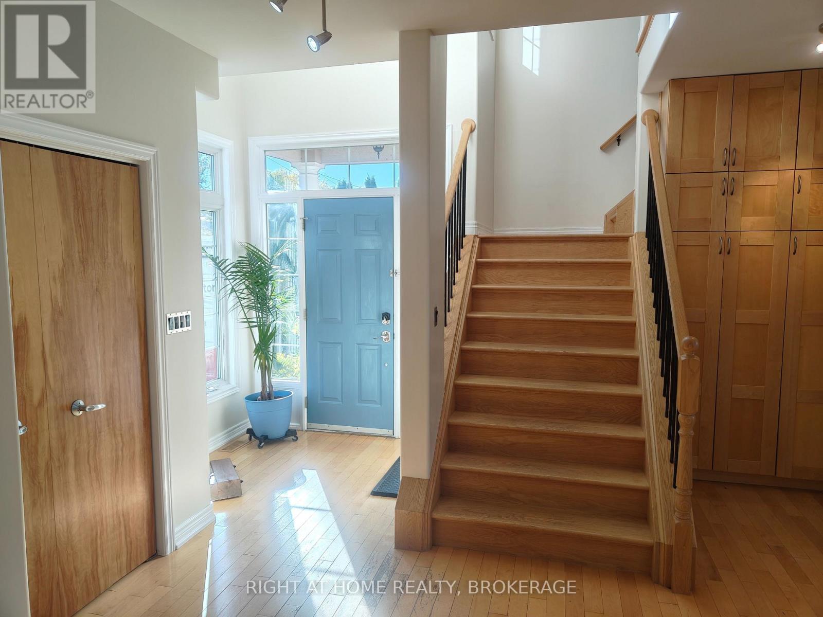 22 Ursula Avenue, St. Catharines, Ontario  L2T 1T1 - Photo 15 - X12469003