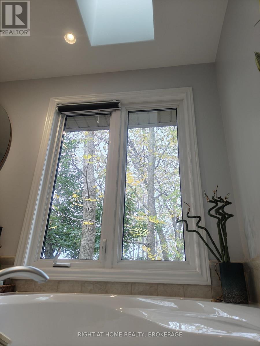22 Ursula Avenue, St. Catharines, Ontario  L2T 1T1 - Photo 34 - X12469003