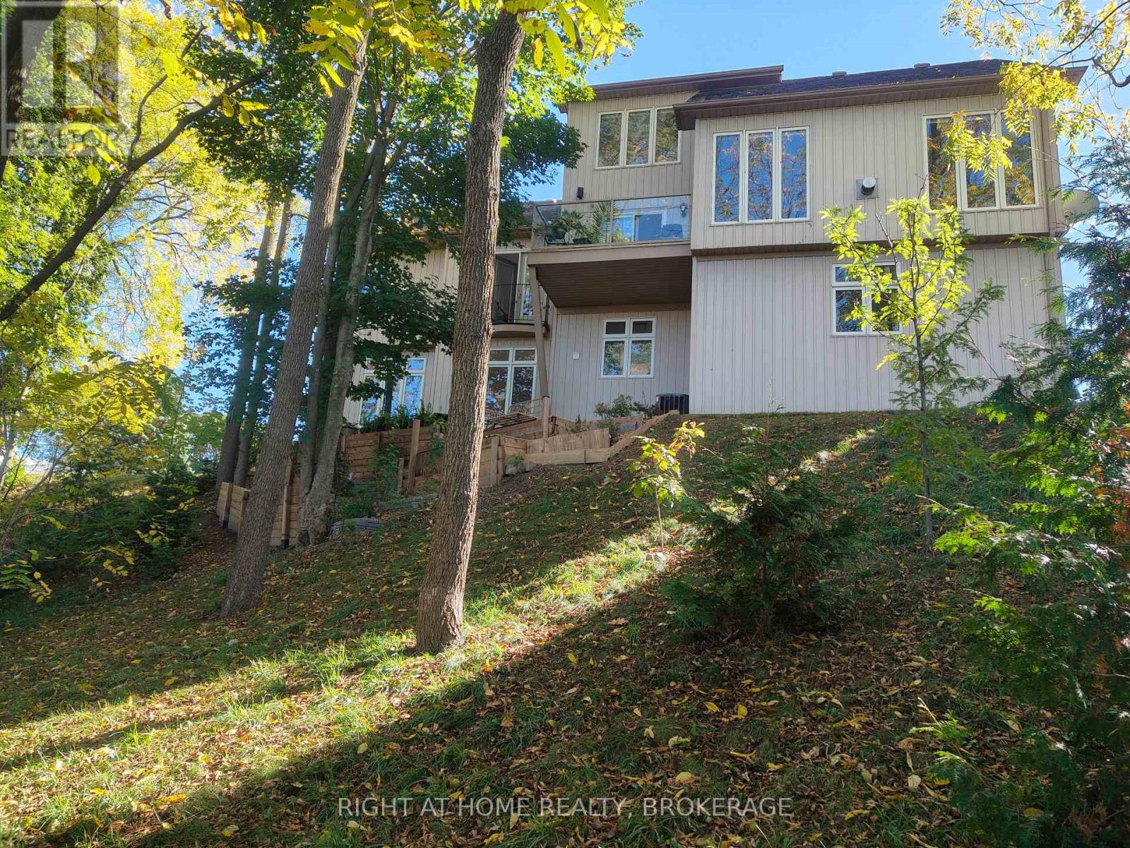 22 Ursula Avenue, St. Catharines, Ontario  L2T 1T1 - Photo 45 - X12469003