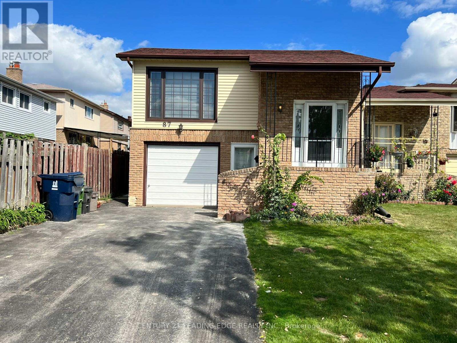 UPPER - 87 DUNMAIL DRIVE, Toronto, Ontario