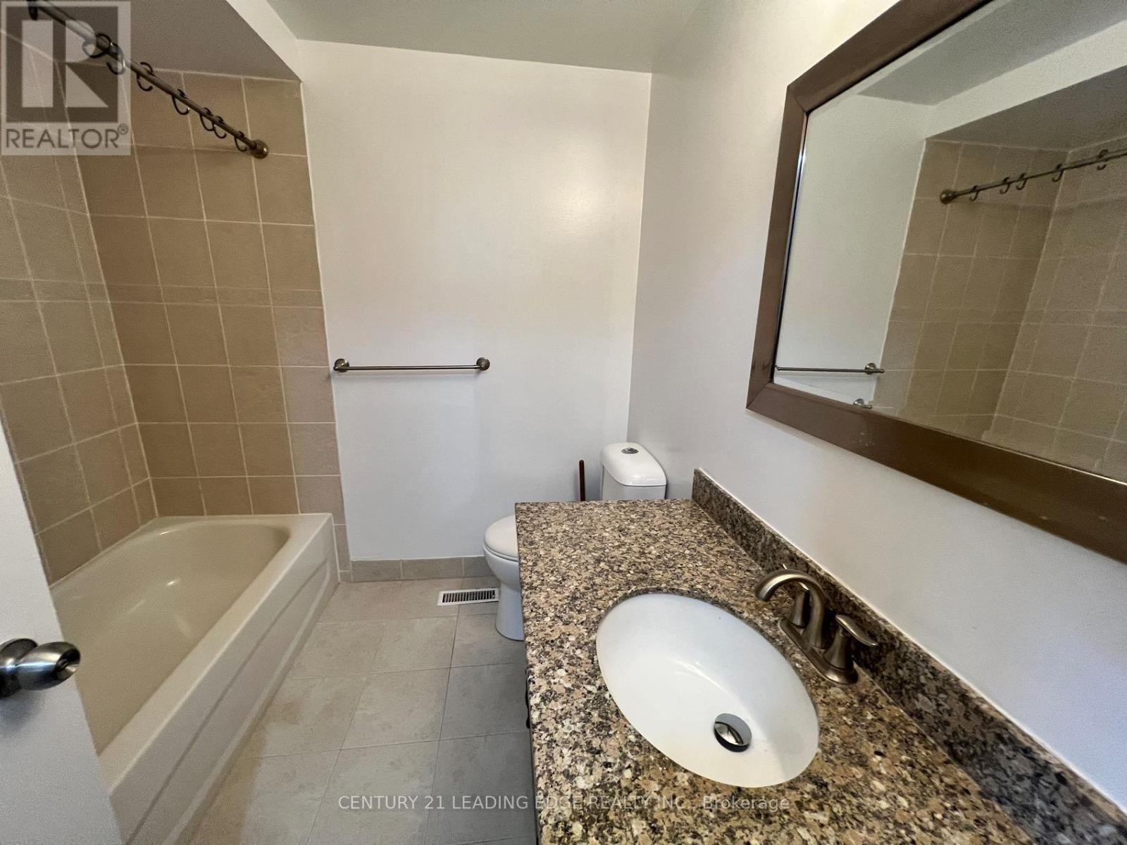 Upper - 87 Dunmail Drive, Toronto, Ontario  M1V 1V8 - Photo 10 - E12468844