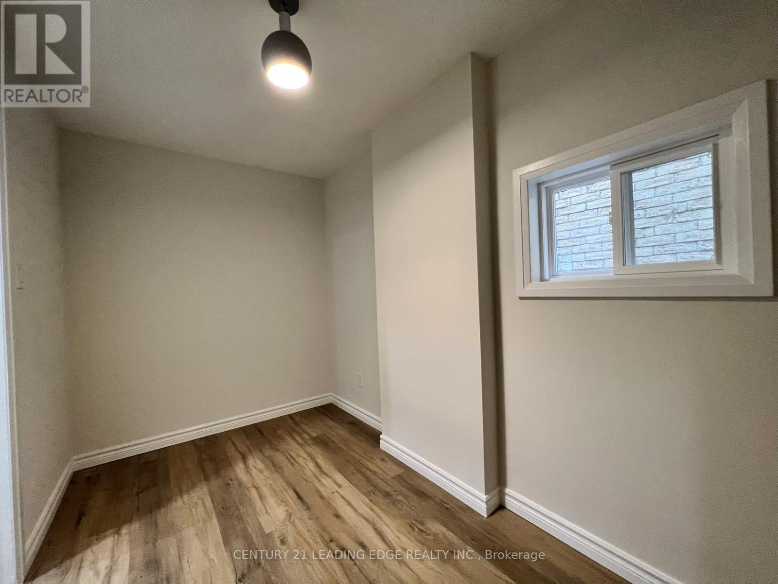 Back - 87 Dunmail Drive, Toronto, Ontario  M1V 1V8 - Photo 6 - E12468847