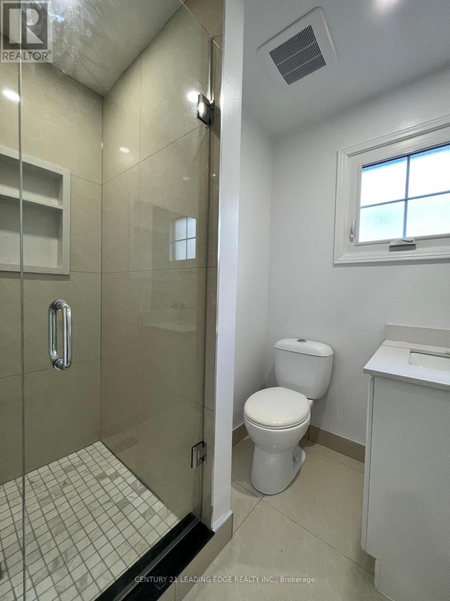 Back - 87 Dunmail Drive, Toronto, Ontario  M1V 1V8 - Photo 7 - E12468847
