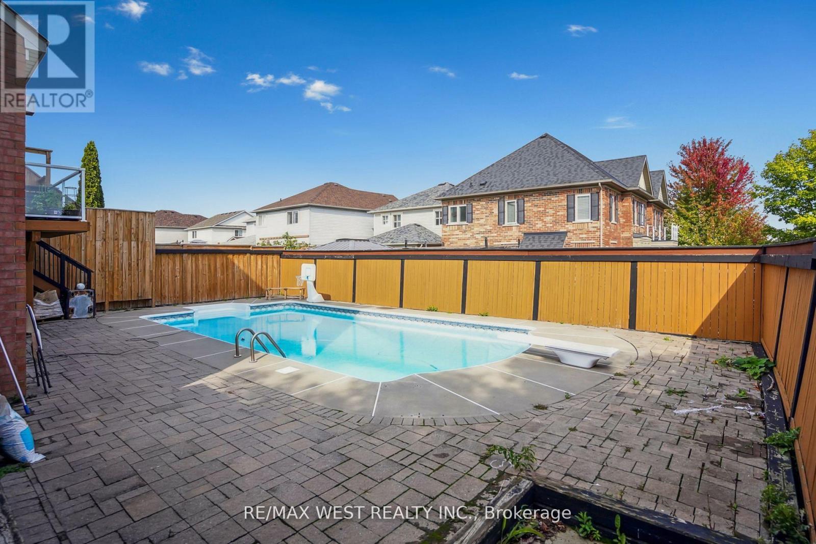 196 Millburn Drive, Clarington, Ontario  L1C 5M1 - Photo 14 - E12468870