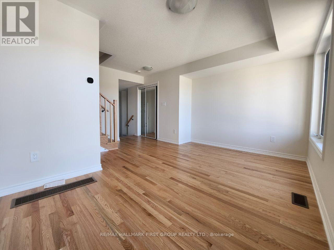 697 Alexander Knox Road, Pickering, Ontario  L0H 1J0 - Photo 3 - E12468893