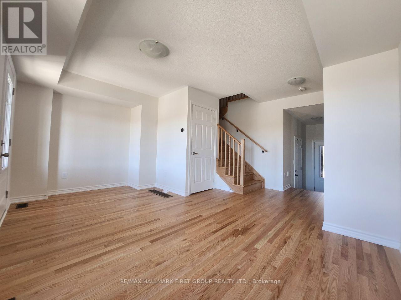 697 Alexander Knox Road, Pickering, Ontario  L0H 1J0 - Photo 4 - E12468893