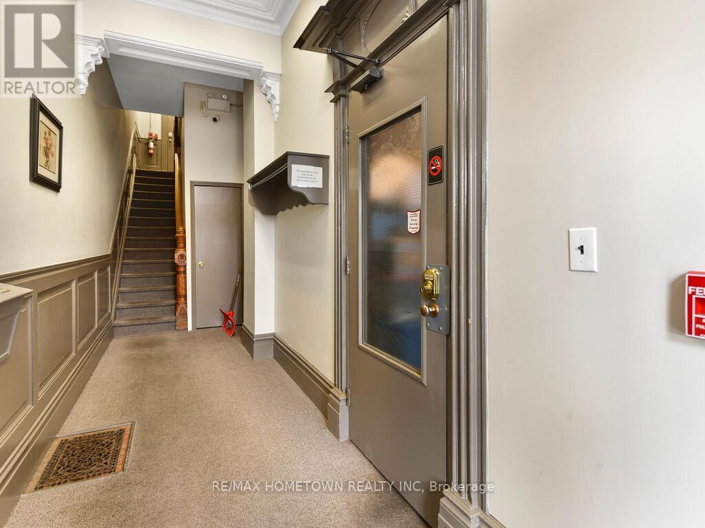 64 King Street E, Brockville, Ontario  K6V 1B3 - Photo 21 - X12468916