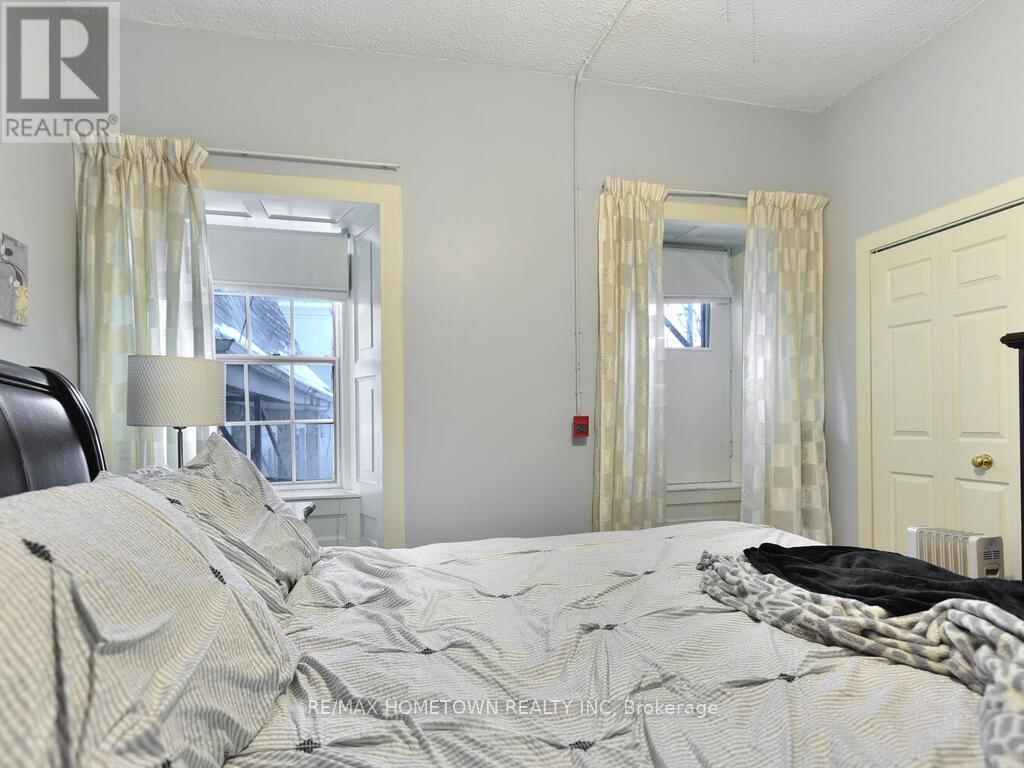 64 King Street E, Brockville, Ontario  K6V 1B3 - Photo 39 - X12468916