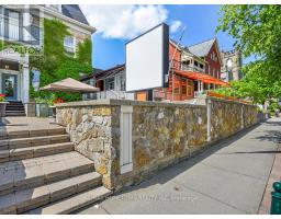 64 KING STREET E, Brockville, Ontario