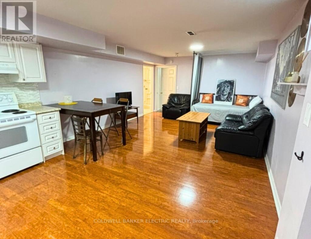 Bsmt - 1215 Simcoe Street S, Oshawa, Ontario  L1H 4M1 - Photo 2 - E12468978